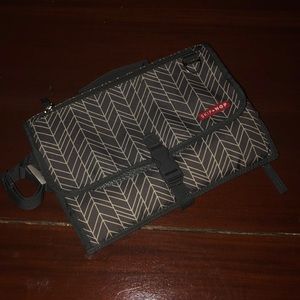 SKIP HOP Changing Pad
